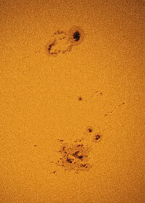 twospots_10_28_03..jpg