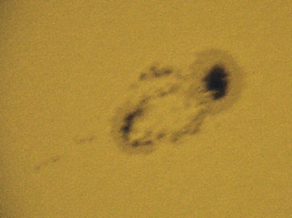 spot2_10_28_03.jpg