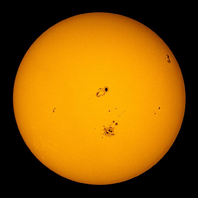 whole_sun_10_28_03.jpg